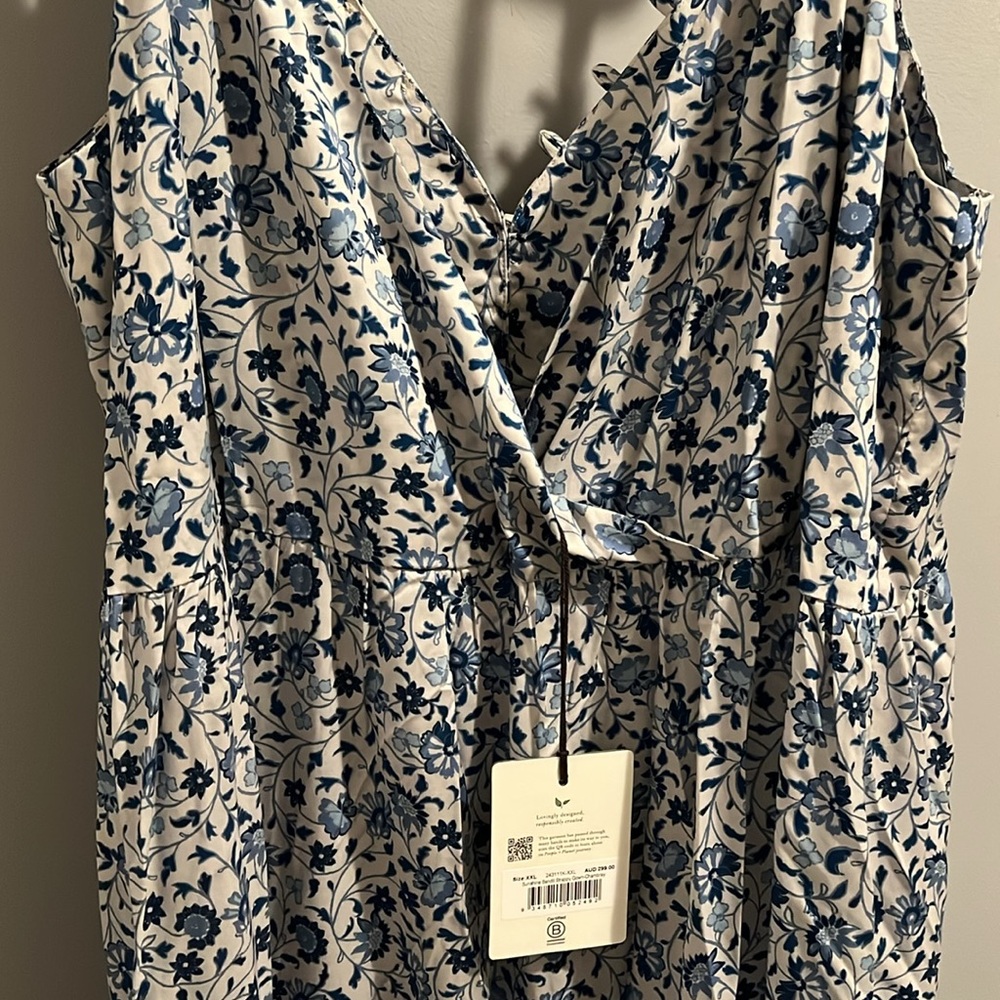 NWTS SPELL DRESS (L) - Picture 13 of 15